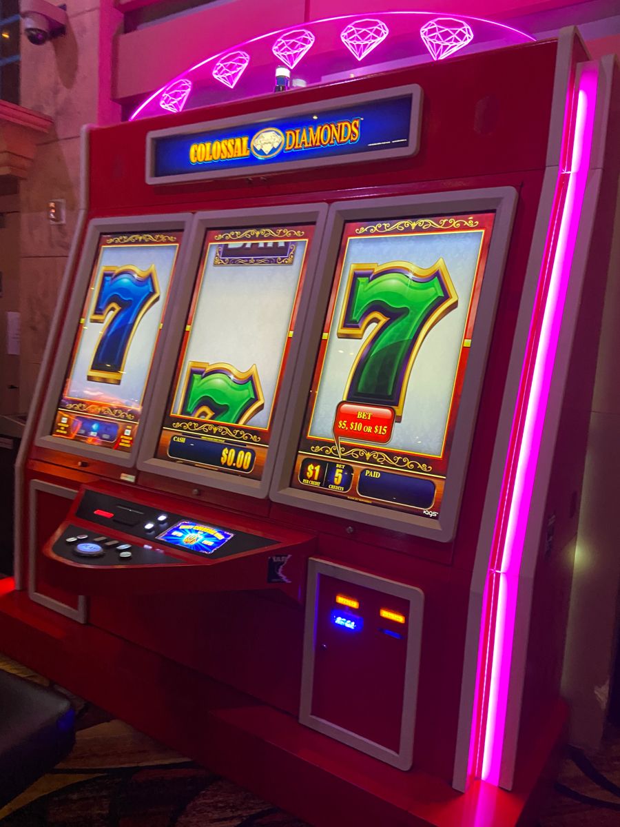 Help slot کیسینو میں سلاٹ کھیلنا شروع کریں۔